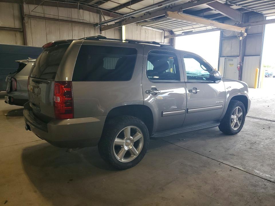 65452796 :رقم المزاد ، 1GNSKAE03ER244110 vin ، 2014 Chevrolet Tahoe مزاد بيع