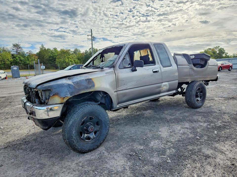 67620696 :رقم المزاد ، JT4VN13D2R5136660 vin ، 1994 Toyota Pickup مزاد بيع