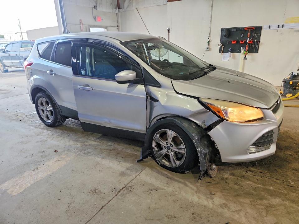 69747276 :رقم المزاد ، 1FMCU9GX9FUA46190 vin ، 2015 Ford Escape مزاد بيع