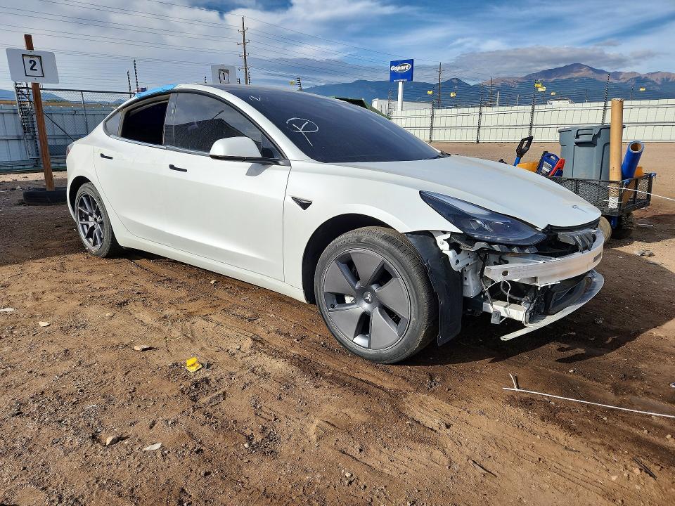 Auction sale of the 2022 Tesla Model 3, vin: 5YJ3E1EB8NF315619        , lot number: 69132076