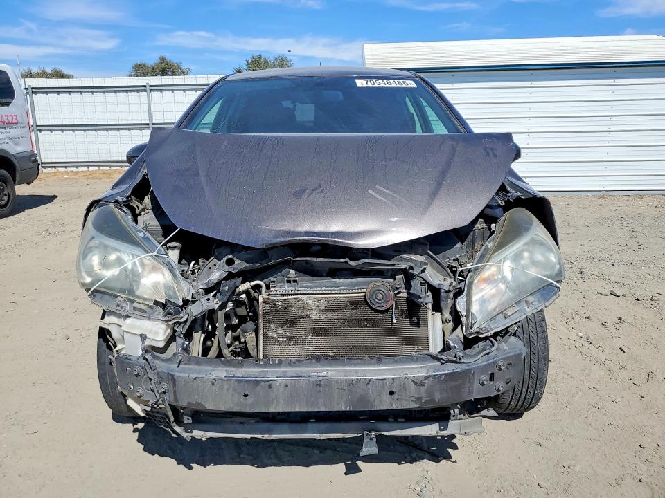 2015 Toyota Yaris მანქანა იყიდება აუქციონზე, vin: VNKKTUD34FA045416, აუქციონის ნომერი: 70546486
