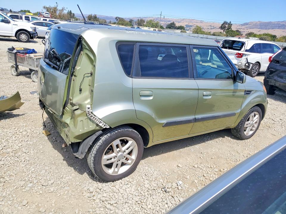 68080356 :رقم المزاد ، KNDJT2A29A7178151 vin ، 2010 Kia Soul مزاد بيع