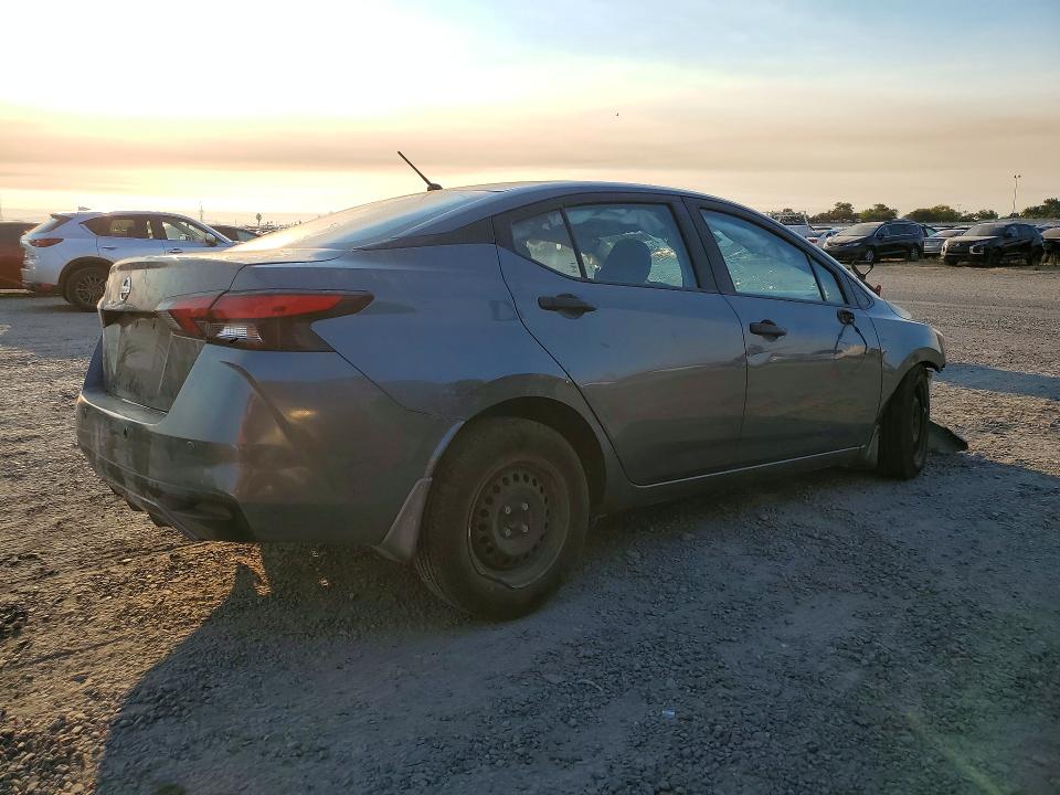68459166 :رقم المزاد ، 3N1CN8DVXLL904712 vin ، 2020 Nissan Versa مزاد بيع