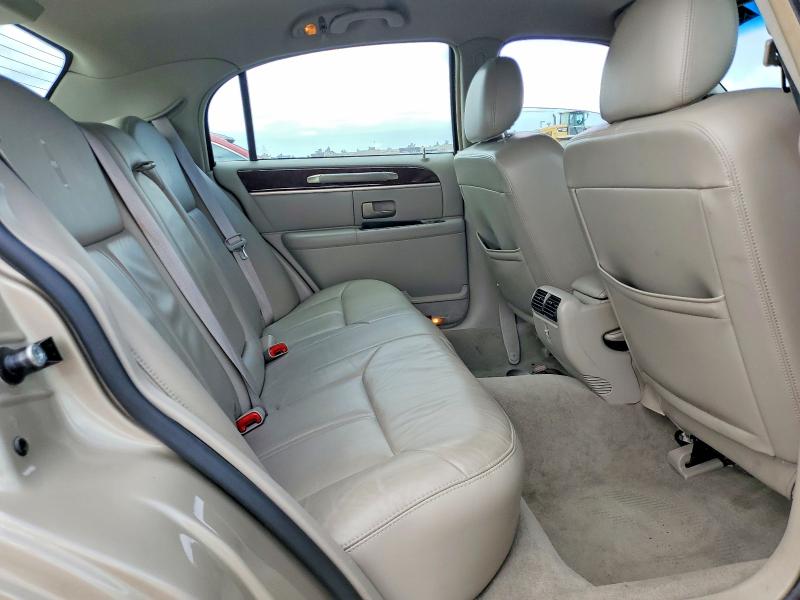 Aukcja sprzedaży 2009 Lincoln Town Car, vin: 2LNHM82V89X628798, numer aukcji: 68709786