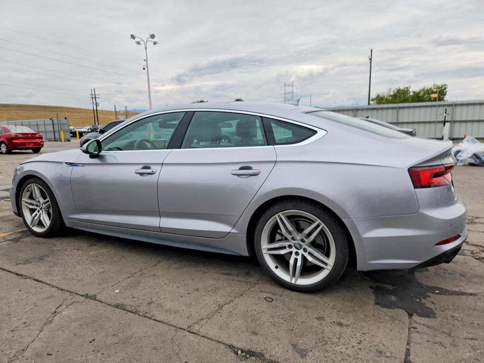 Продажа на аукционе авто 2019 Audi A5, vin: WAUENCF50KA066229, номер лота: 70447436