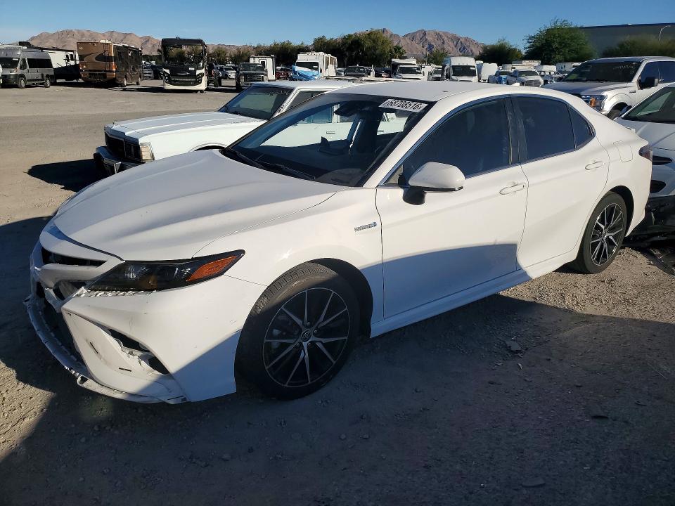 2021 Toyota Camry მანქანა იყიდება აუქციონზე, vin: 4T1G31AK4MU027563, აუქციონის ნომერი: 68708516
