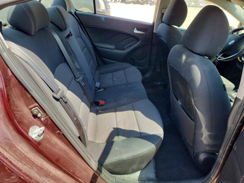 66861446 :رقم المزاد ، 3KPFL4A70HE017114 vin ، 2017 Kia Forte مزاد بيع
