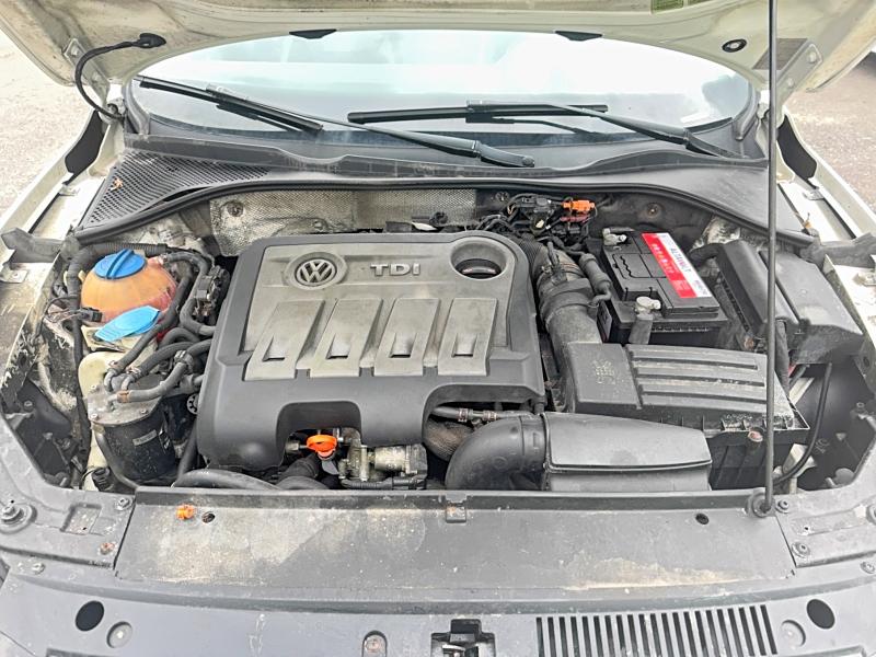 68635376 :رقم المزاد ، 1VWCN7A34CC069614 vin ، 2012 Volkswagen Passat مزاد بيع