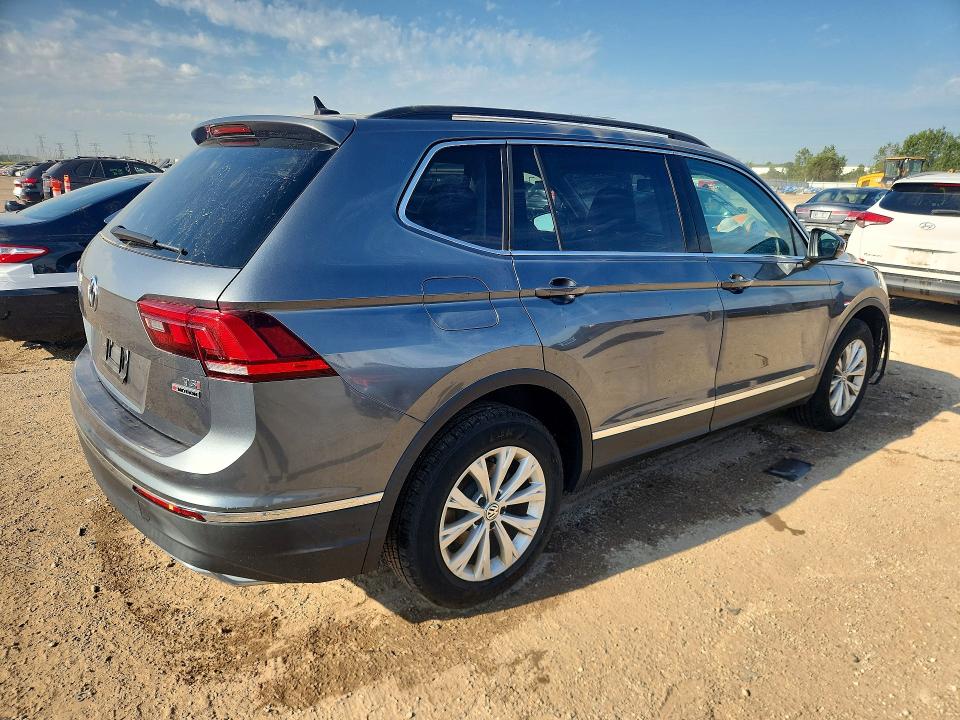 67495466 :رقم المزاد ، 3VV2B7AX9JM169957 vin ، 2018 Volkswagen Tiguan مزاد بيع