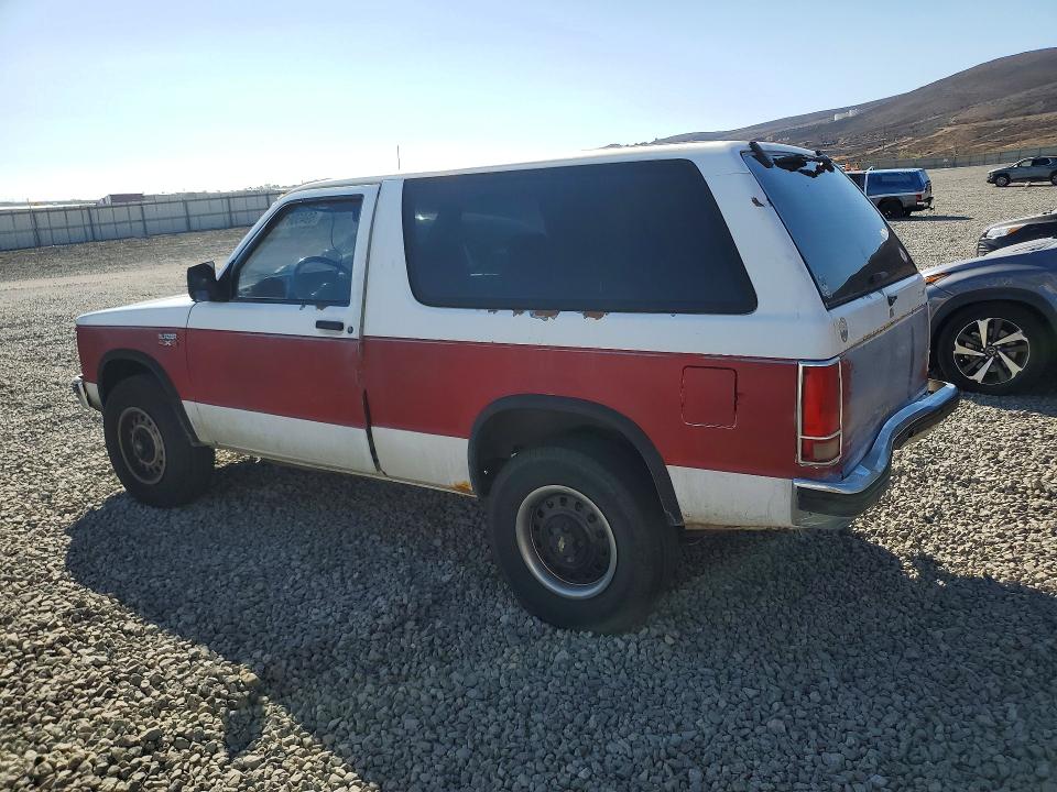 69450816 :رقم المزاد ، 1GNCT18Z8L8141716 vin ، 1990 Chevrolet Blazer مزاد بيع