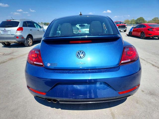 2018 Volkswagen Beetle მანქანა იყიდება აუქციონზე, vin: 3VWFD7AT6JM716672, აუქციონის ნომერი: 69668076