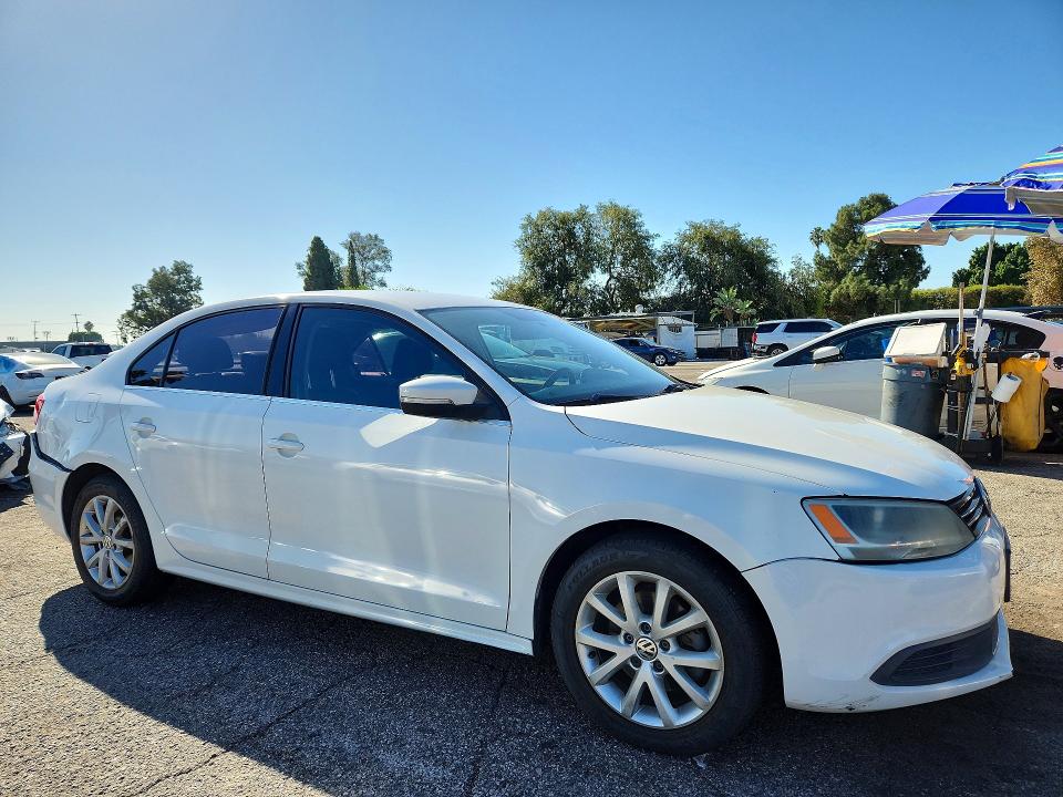 2014 Volkswagen Jetta მანქანა იყიდება აუქციონზე, vin: 3VWD17AJ2EM376196, აუქციონის ნომერი: 66860766