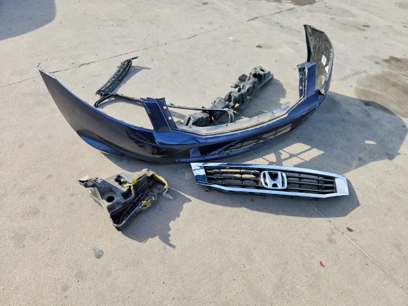 2010 Honda Accord მანქანა იყიდება აუქციონზე, vin: 1HGCP2F45AA039419, აუქციონის ნომერი: 70541816