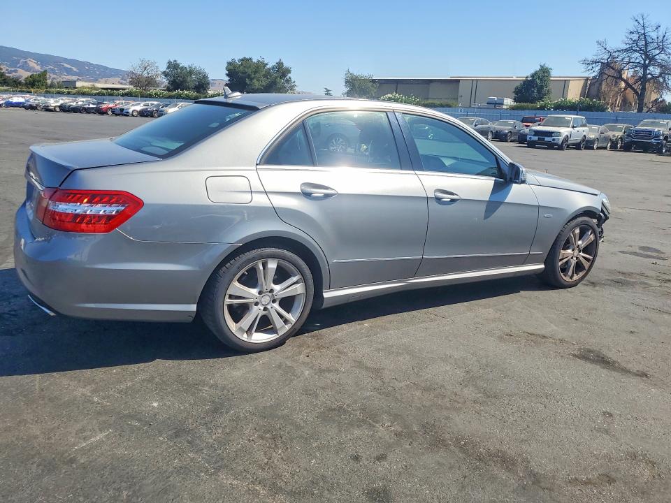 69794346 :رقم المزاد ، WDDHF5KB4CA538783 vin ، 2012 Mercedes-benz E مزاد بيع