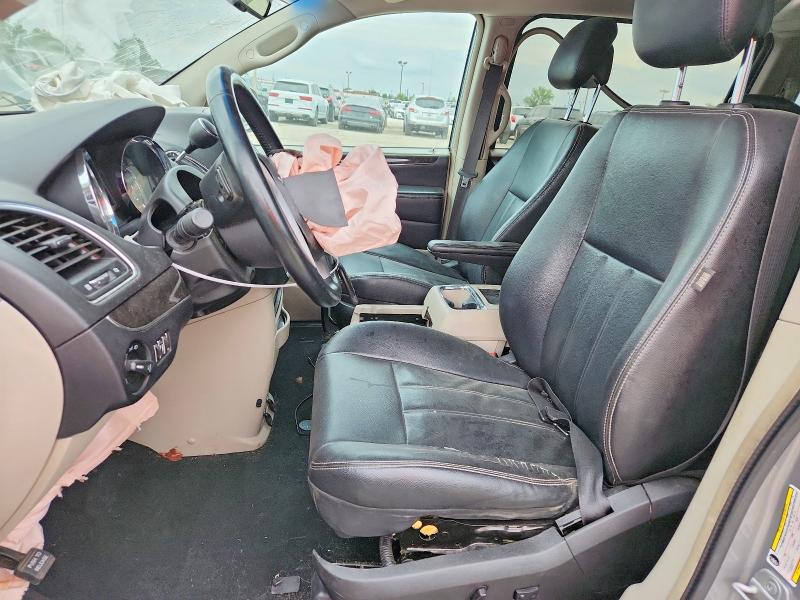 68439936 :رقم المزاد ، 2C4RC1BG0DR745986 vin ، 2013 Chrysler Town & Country مزاد بيع