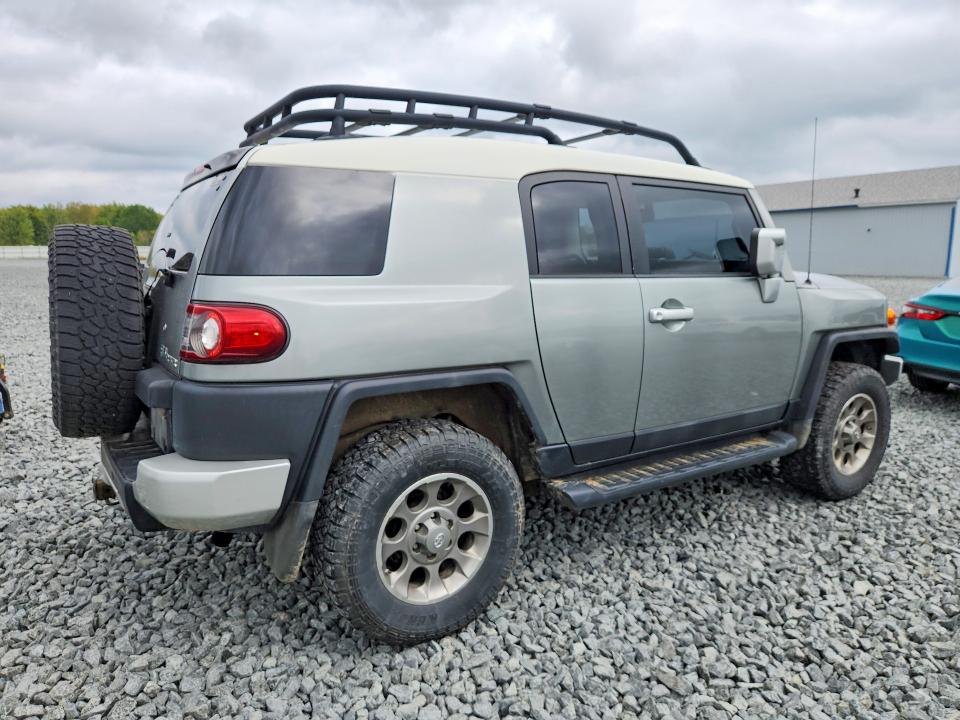 Продаж на аукціоні авто 2012 Toyota Fj Cruiser, vin: JTEBU4BF2CK123101, номер лоту: 69397116