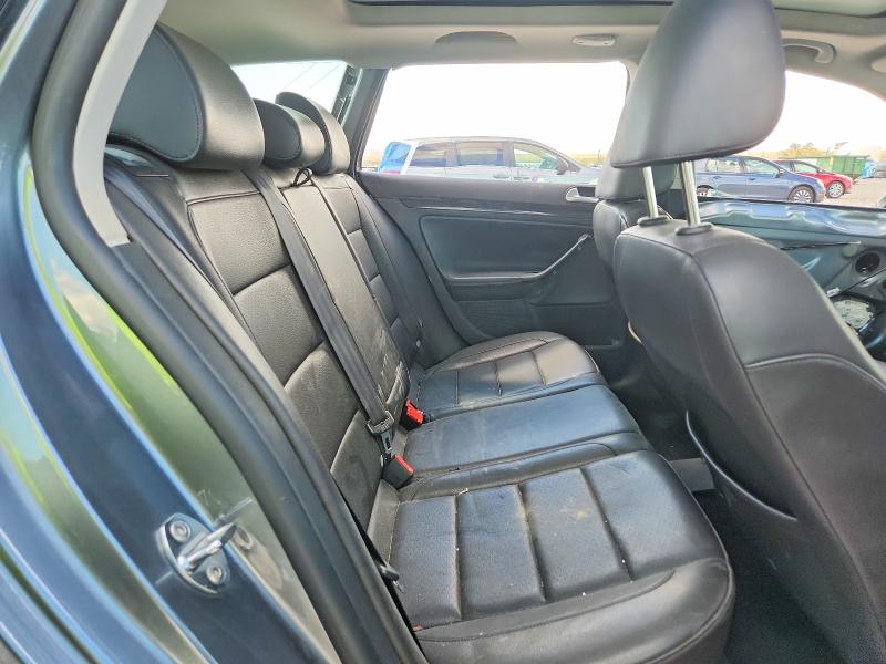 67319446 :رقم المزاد ، 3VWPL7AJ9EM611846 vin ، 2014 Volkswagen Jetta مزاد بيع