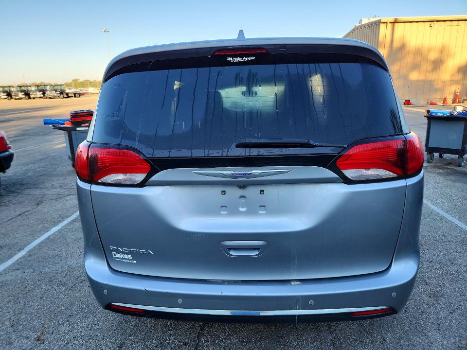 70444806 :رقم المزاد ، 2C4RC1BG2KR537654 vin ، 2019 Chrysler Pacifica مزاد بيع