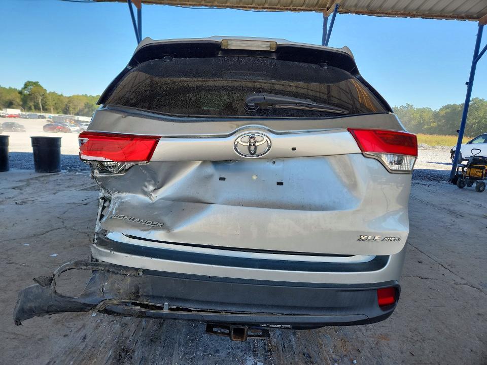 Продажа на аукционе авто 2017 Toyota Highlander, vin: 5TDJZRFH7HS365103, номер лота: 71072086