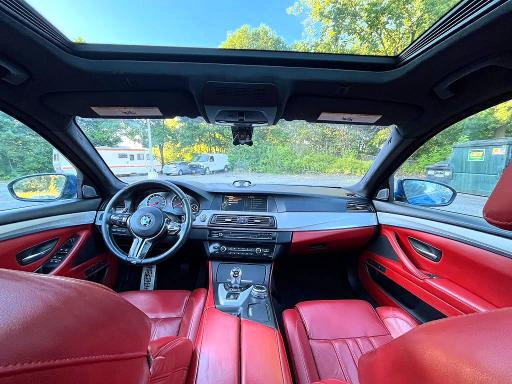 Продаж на аукціоні авто 2013 Bmw M5, vin: WBSFV9C50DD096758, номер лоту: 69284616