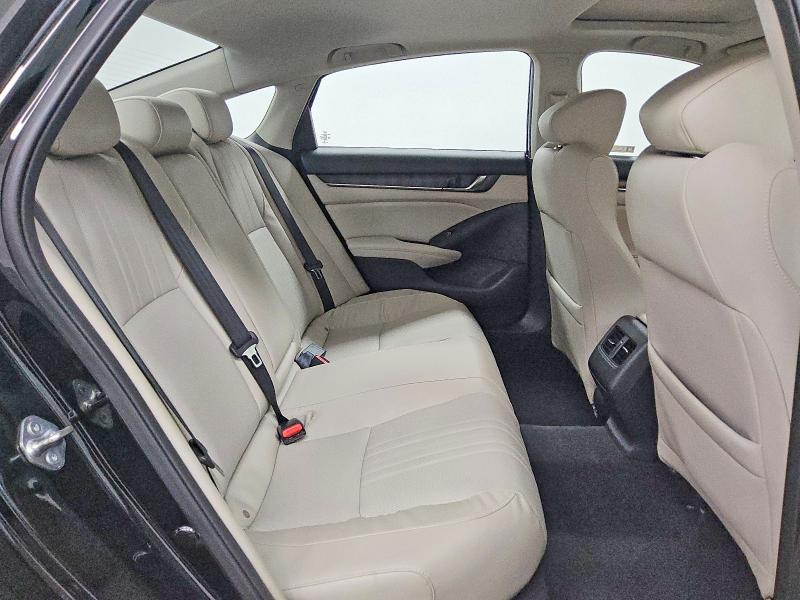 2018 Honda Accord მანქანა იყიდება აუქციონზე, vin: 1HGCV1F59JA208754, აუქციონის ნომერი: 67439416