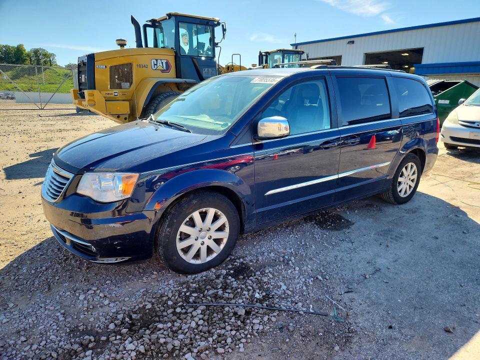 2016 Chrysler Town & Country მანქანა იყიდება აუქციონზე, vin: 2C4RC1BG5GR173110, აუქციონის ნომერი: 71035546