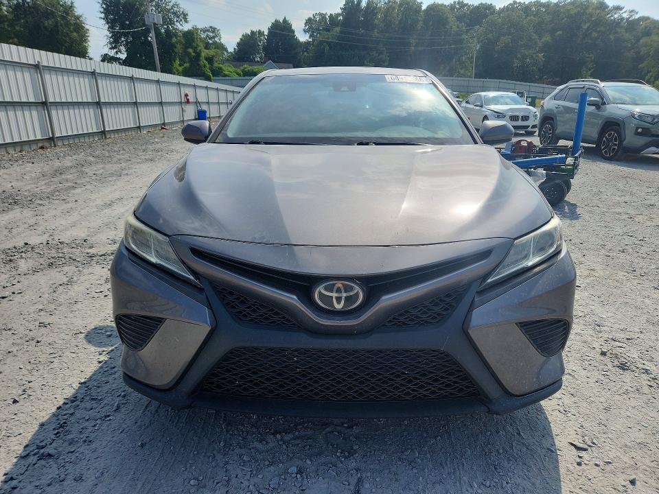 Продаж на аукціоні авто 2018 Toyota Camry, vin: 4T1B11HK7JU118621, номер лоту: 68917506