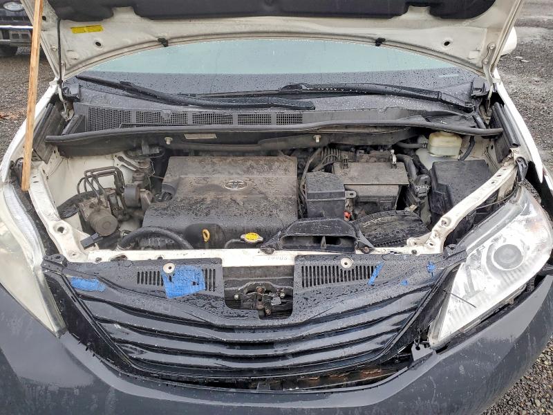 67711746 :رقم المزاد ، 5TDZK3DC1GS748352 vin ، 2016 Toyota Sienna مزاد بيع