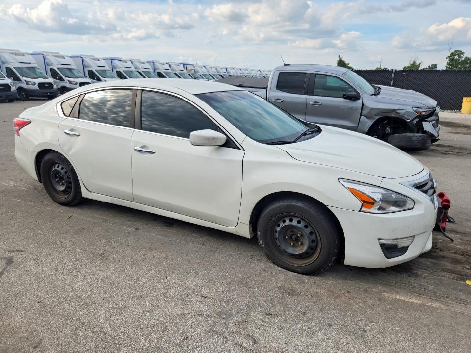 2015 Nissan Altima მანქანა იყიდება აუქციონზე, vin: 1N4AL3AP0FN385599, აუქციონის ნომერი: 70608506