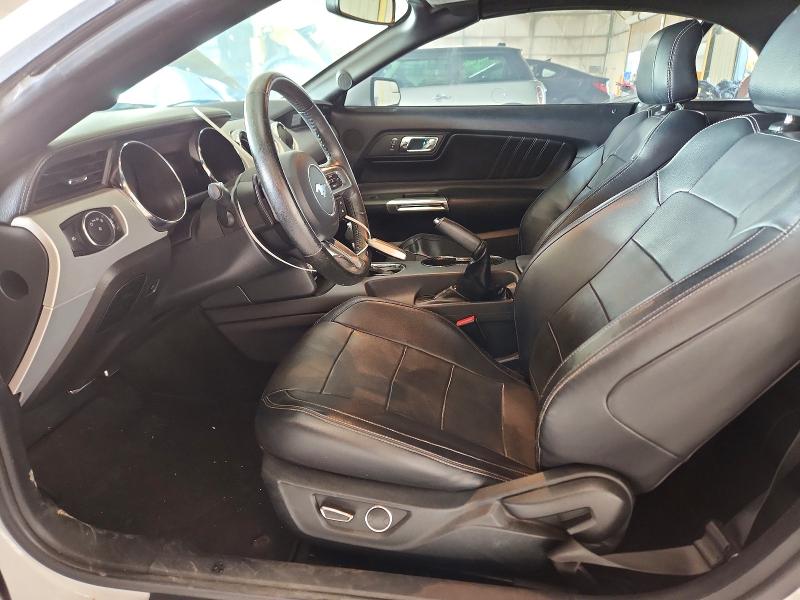 68818776 :رقم المزاد ، 1FATP8UH7G5291655 vin ، 2016 Ford Mustang مزاد بيع