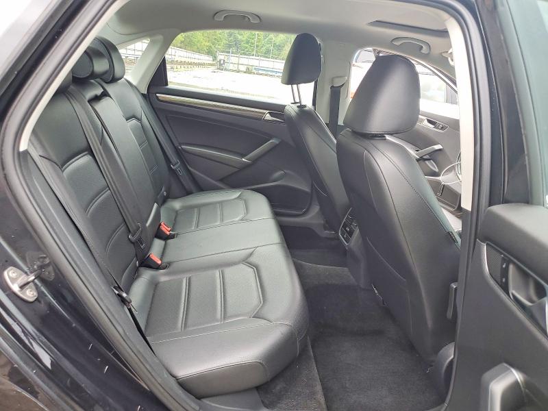Продаж на аукціоні авто 2017 Volkswagen Passat, vin: 1VWBT7A30HC037106, номер лоту: 68238486