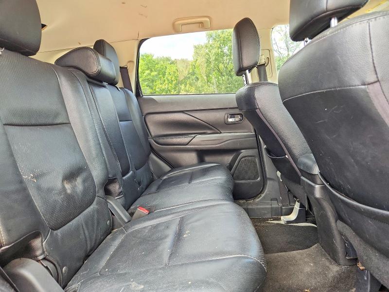 Продажа на аукционе авто 2017 Mitsubishi Outlander, vin: JA4AZ3A39HZ063121, номер лота: 68005886