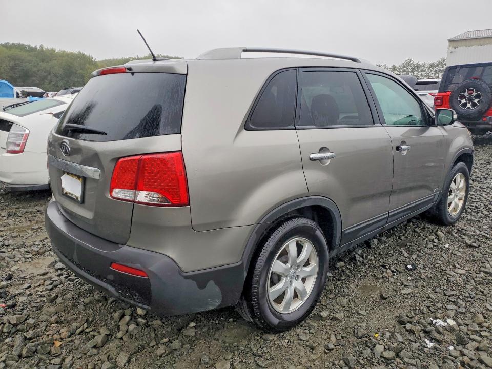 Продажа на аукционе авто 2012 Kia Sorento, vin: 5XYKTDA24CG269995, номер лота: 70518096