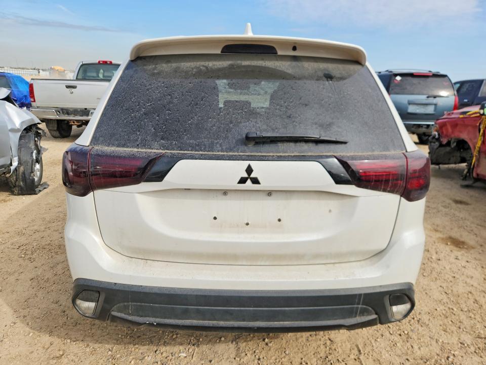 69936866 :رقم المزاد ، JA4JZ4AX5JZ613610 vin ، 2018 Mitsubishi Outlander مزاد بيع