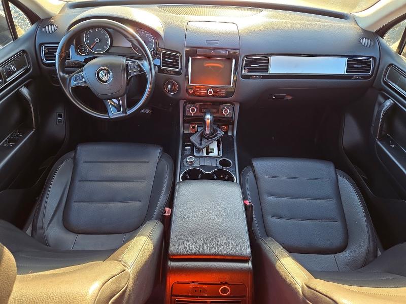 70510626 :رقم المزاد ، WVGFF9BP1BD001138 vin ، 2011 Volkswagen Touareg مزاد بيع