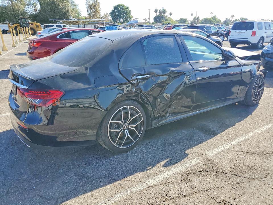Aukcja sprzedaży 2021 Mercedes-benz E, vin: W1KZF8DB7MA983281, numer aukcji: 69049736