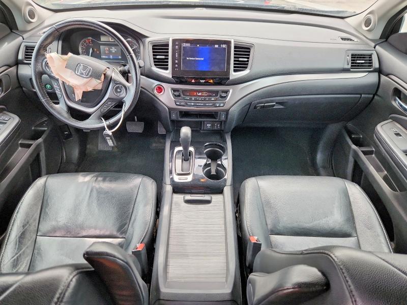 69166176 :رقم المزاد ، 5FNYF6H56JB038338 vin ، 2018 Honda Pilot مزاد بيع