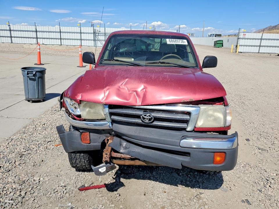 68689736 :رقم المزاد ، 4TAWN72N8YZ621146 vin ، 2000 Toyota Tacoma مزاد بيع
