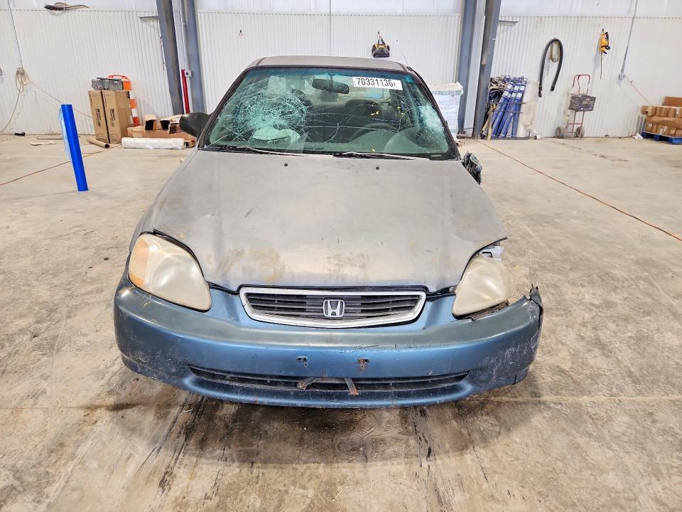 70331136 :رقم المزاد ، 2HGEJ6677WH586423 vin ، 1998 Honda Civic مزاد بيع