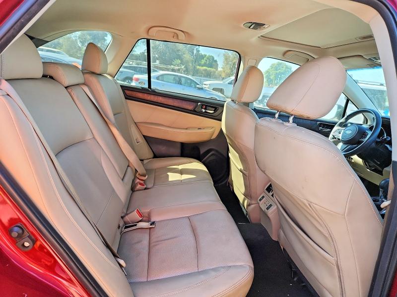 67704326 :رقم المزاد ، 4S4BSANC6J3325338 vin ، 2018 Subaru Outback مزاد بيع