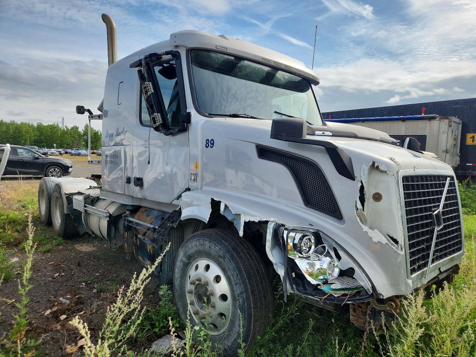 Продажа на аукционе авто 2018 Volvo Vnl, vin: 4V4NC9EH4JN995522, номер лота: 58730766
