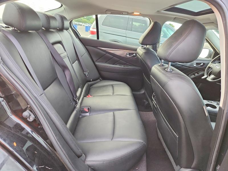 70432556 :رقم المزاد ، JN1BV7AR2FM418208 vin ، 2015 Infiniti Q50 مزاد بيع