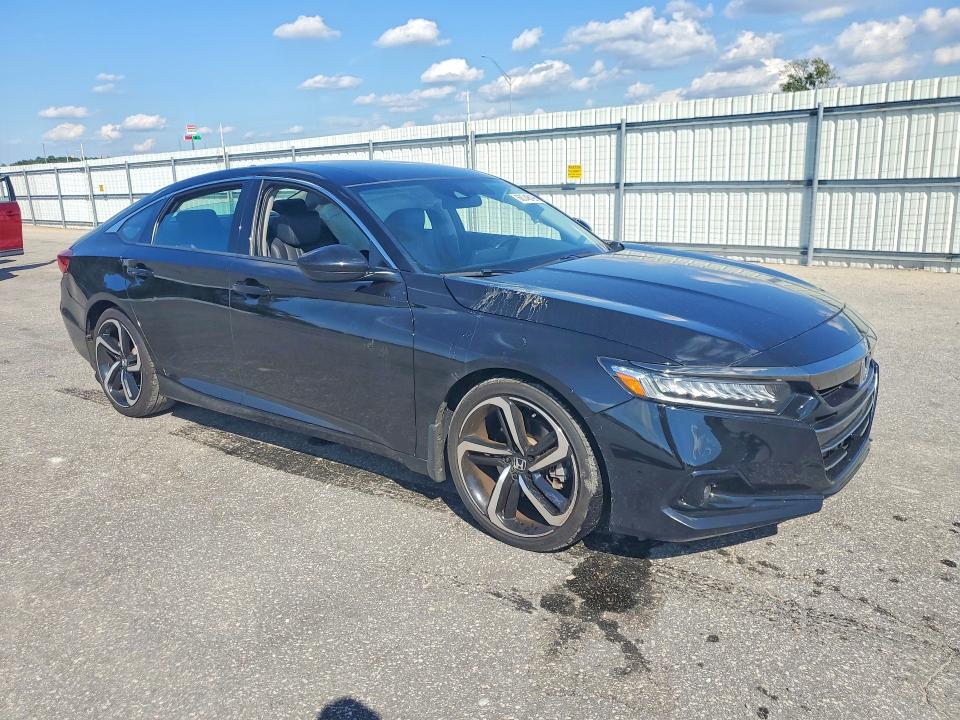 Продажа на аукционе авто 2022 Honda Accord, vin: 1HGCV1F49NA010186, номер лота: 68748196