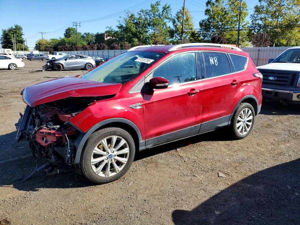 2017 Ford Escape მანქანა იყიდება აუქციონზე, vin: 1FMCU9JD0HUF00831, აუქციონის ნომერი: 67818756