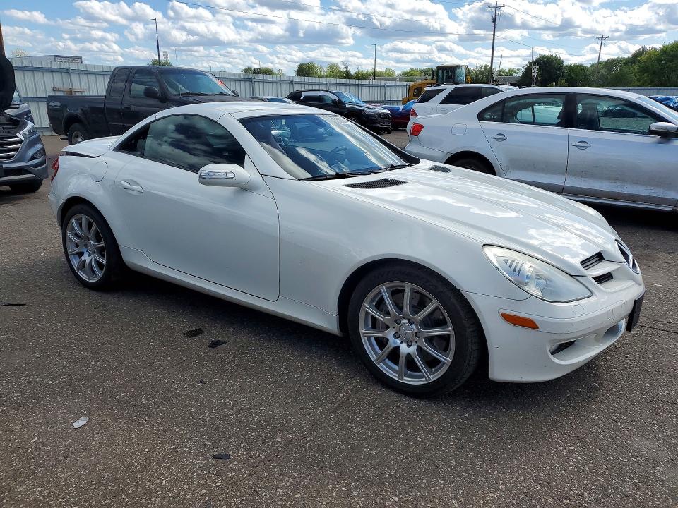 68384446 :رقم المزاد ، WDBWK56F55F069380 vin ، 2005 Mercedes-benz Slk مزاد بيع