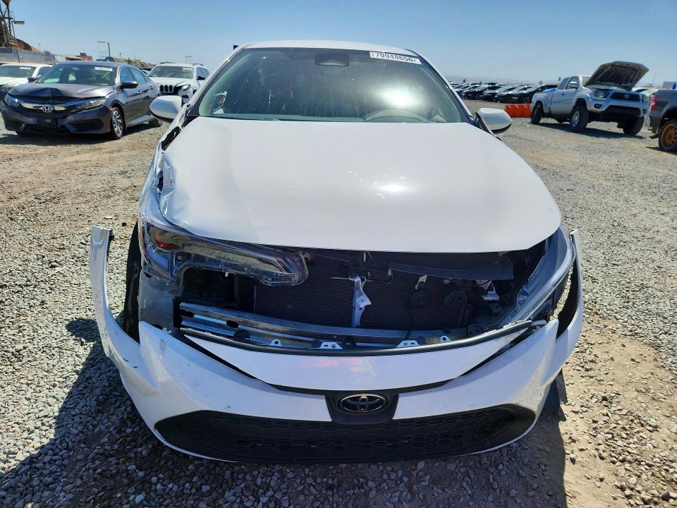 70948656 :رقم المزاد ، JTDBCMFE5R3040502 vin ، 2024 Toyota Corolla Hybrid مزاد بيع