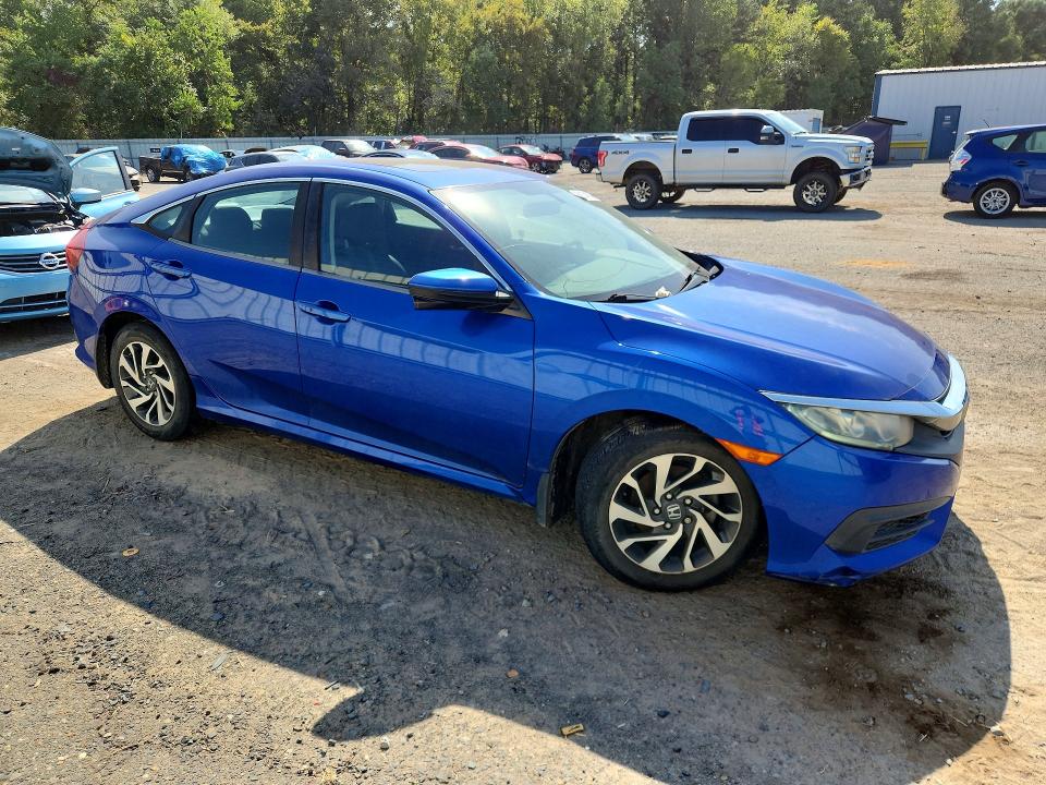 69134156 :رقم المزاد ، 19XFC2F7XGE041996 vin ، 2016 Honda Civic مزاد بيع