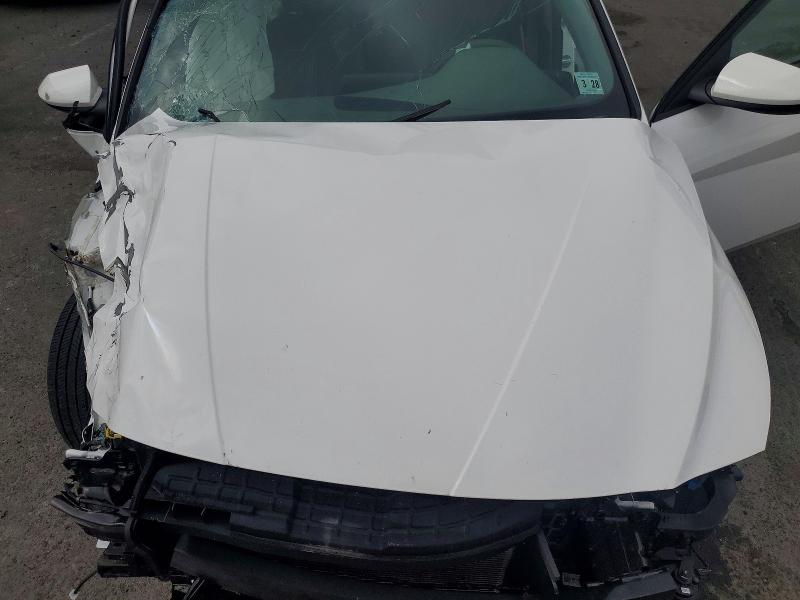 67645326 :رقم المزاد ، 5NPLM4AG1PH112405 vin ، 2023 Hyundai Elantra مزاد بيع