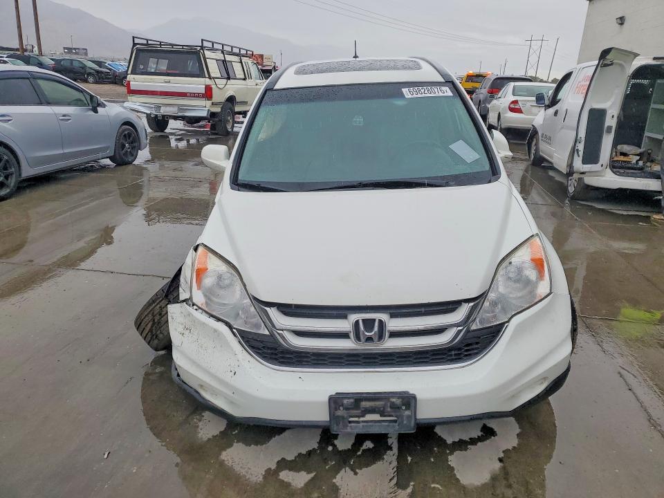 Продаж на аукціоні авто 2011 Honda Cr-v, vin: JHLRE4H72BC010616, номер лоту: 69828076