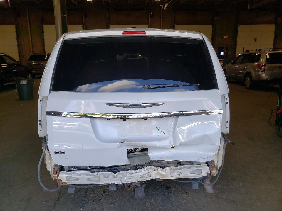 Продаж на аукціоні авто 2015 Chrysler Town & Country, vin: 2C4RC1BG9FR595153, номер лоту: 70055366